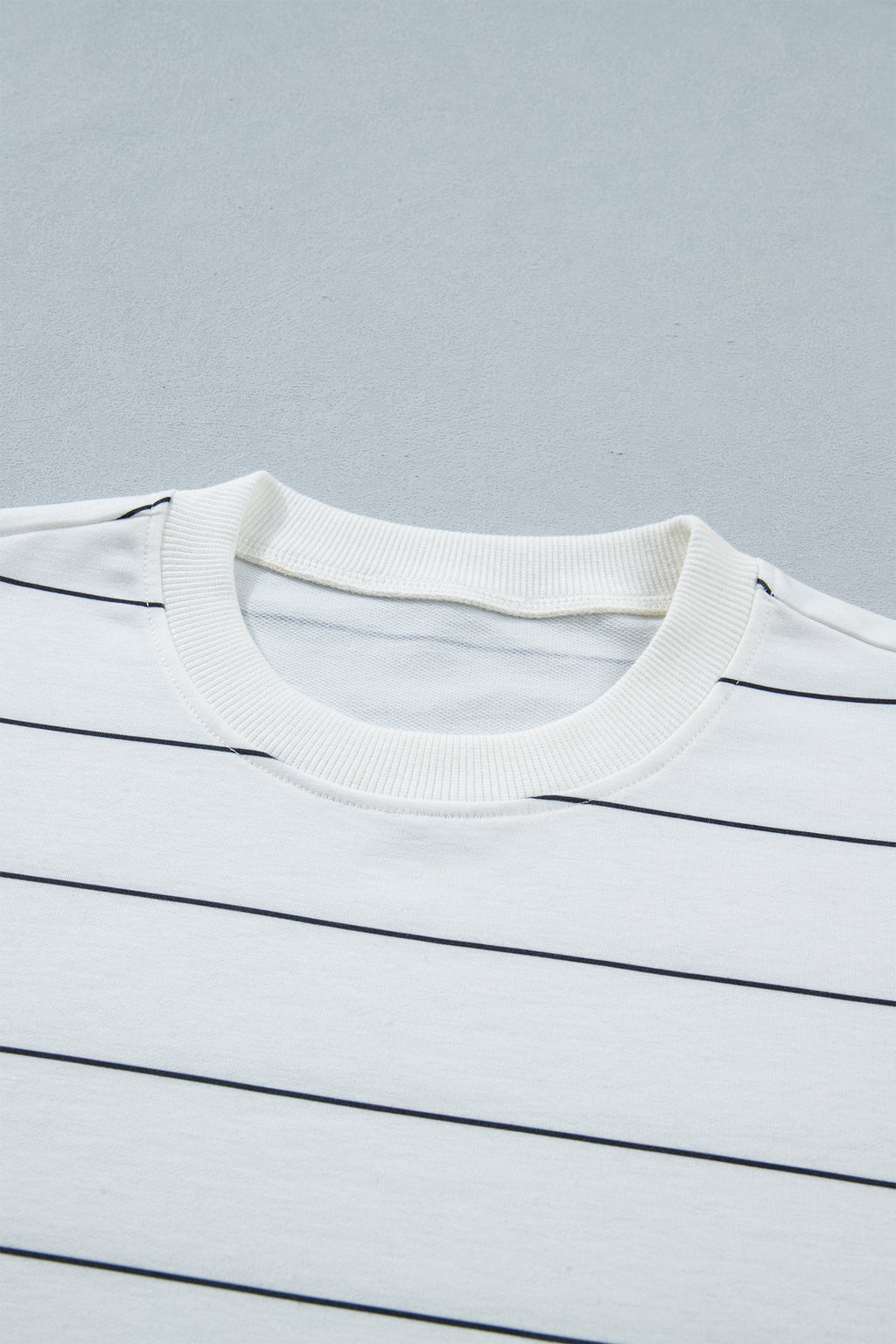 White Stripe Half Sleeve Tee Drawstring Shorts 2pcs Set