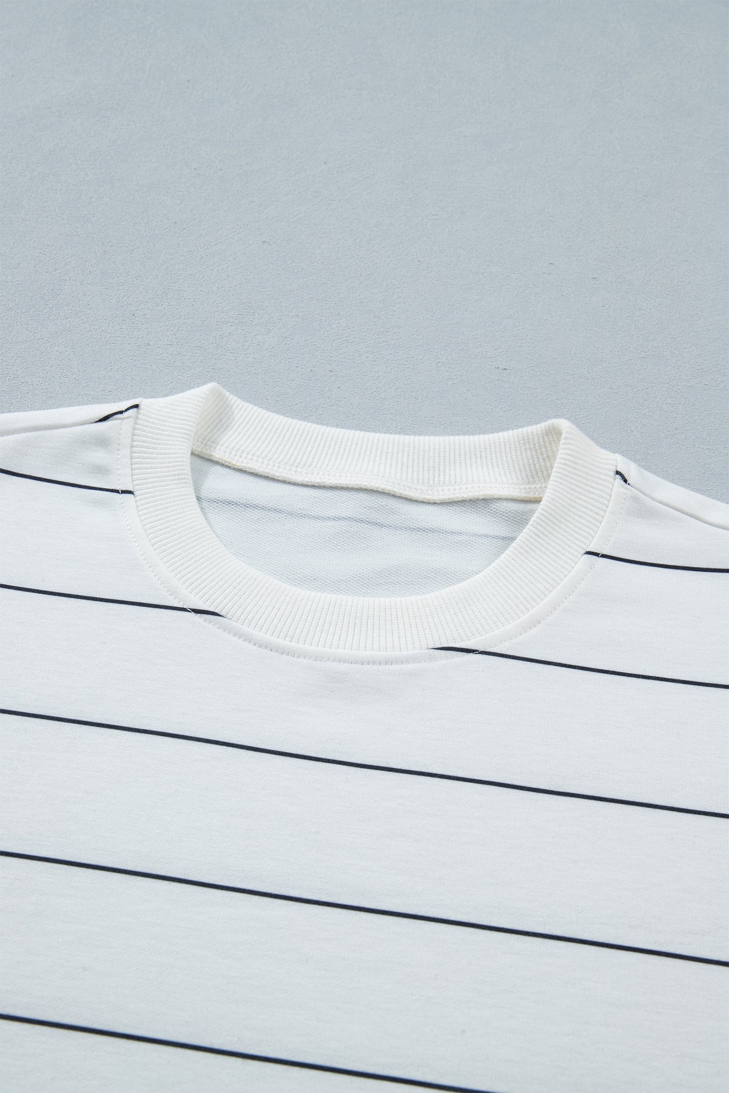 White Stripe Half Sleeve Tee Drawstring Shorts 2pcs Set